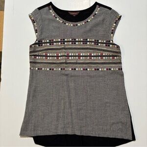 Ranna Gill Embellished Gray Top Ss small boho must have!!